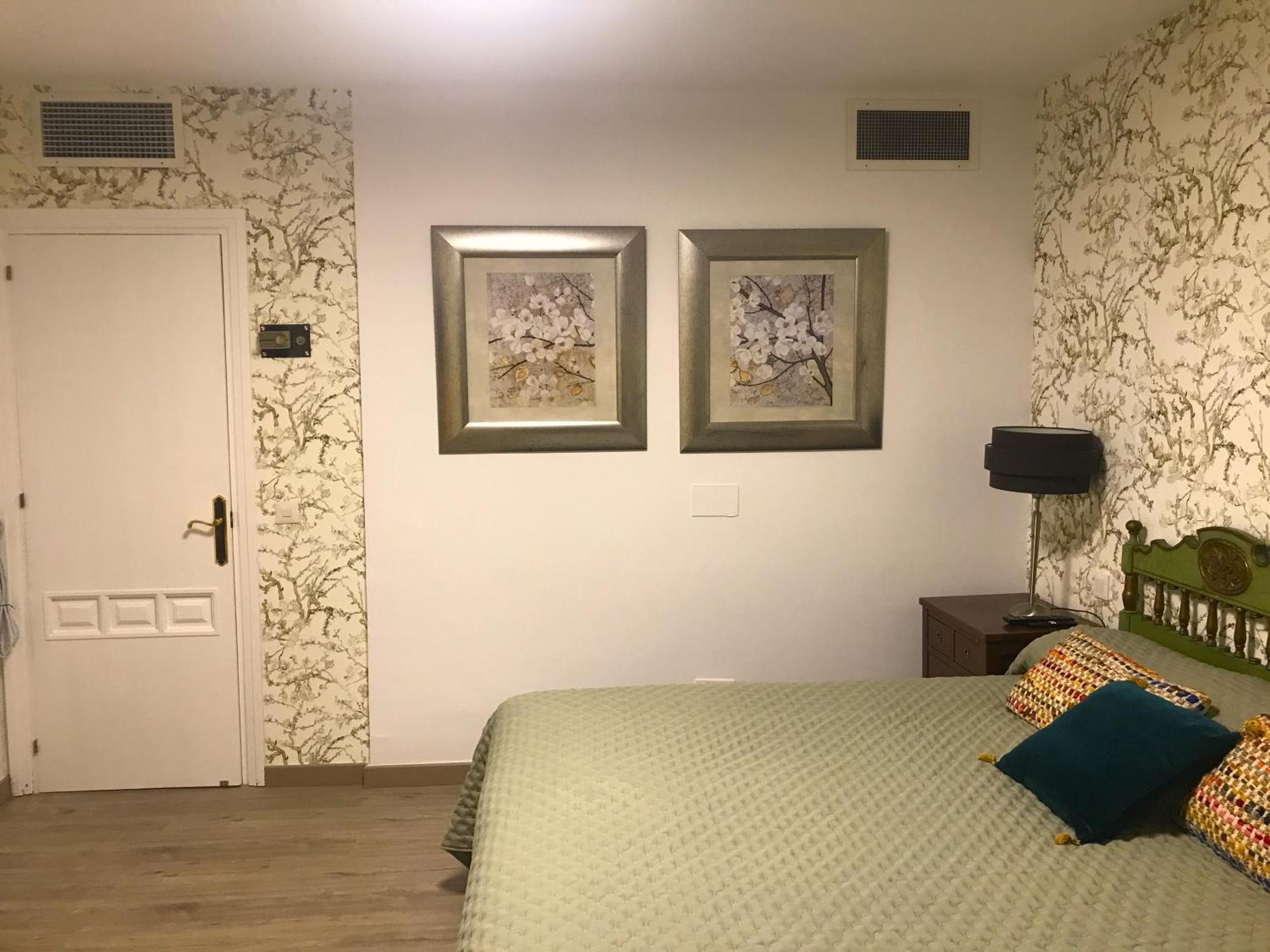 Habitacion Deluxe Con Bano Privado En Atalaya Apartagolf, Estepona Esterno foto