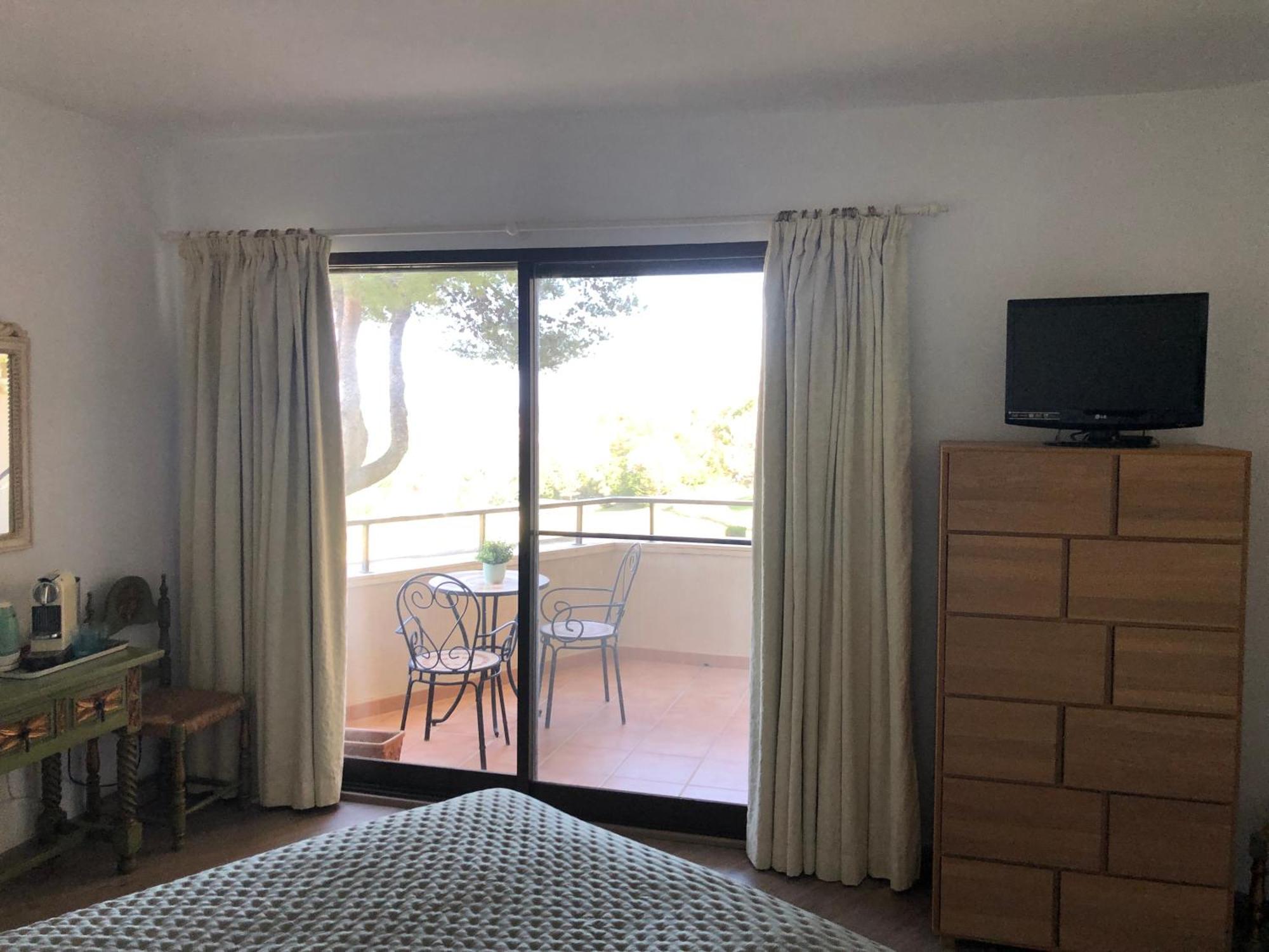 Habitacion Deluxe Con Bano Privado En Atalaya Apartagolf, Estepona Esterno foto